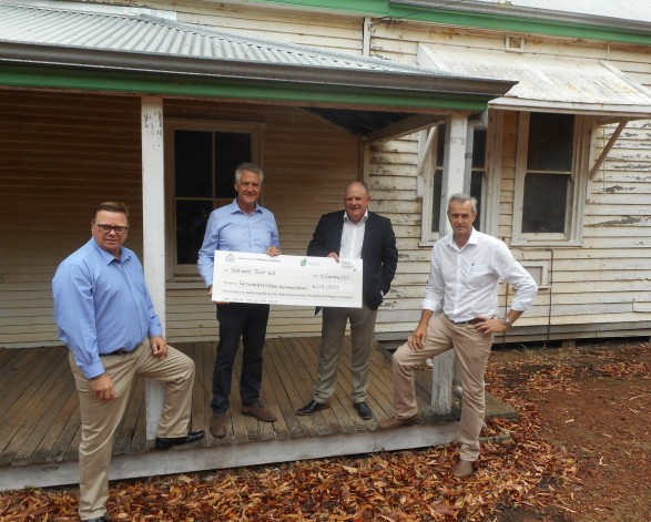 LR Shire Serpentine Jarrahdale President John Erren National Trust of Western Australia CEO Julian Donaldson Peel Development Commission Chairman Paul Fitzpatrick and the Hon Tony Simpson MLA celebrate the funding commitment to the Mill Managers House at Jarrahdale J Kish