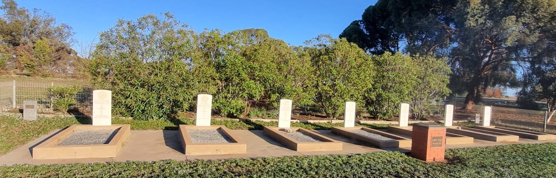 Commonwealth War Graves Lake Boga