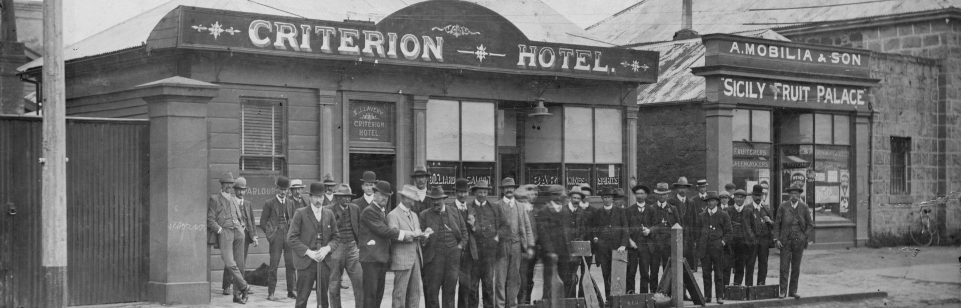 Pub Crawl Walk_ Criterion Hotel_2024