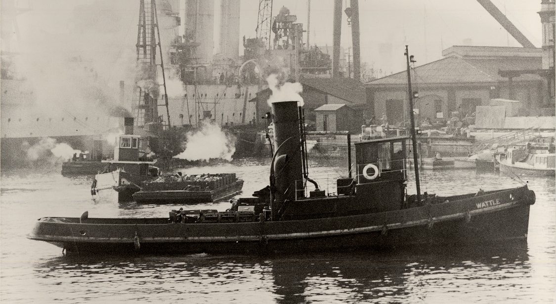 Wattle 1936_at work Steaming
