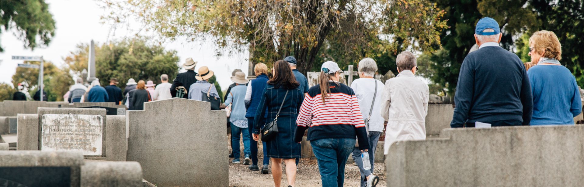 Tour group at the Geelong Eastern Cemetery