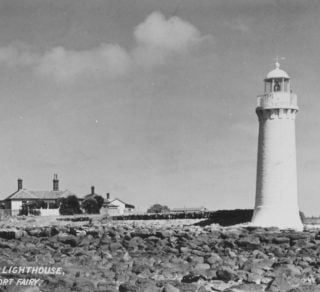Griffiths Island Lighthouse related image