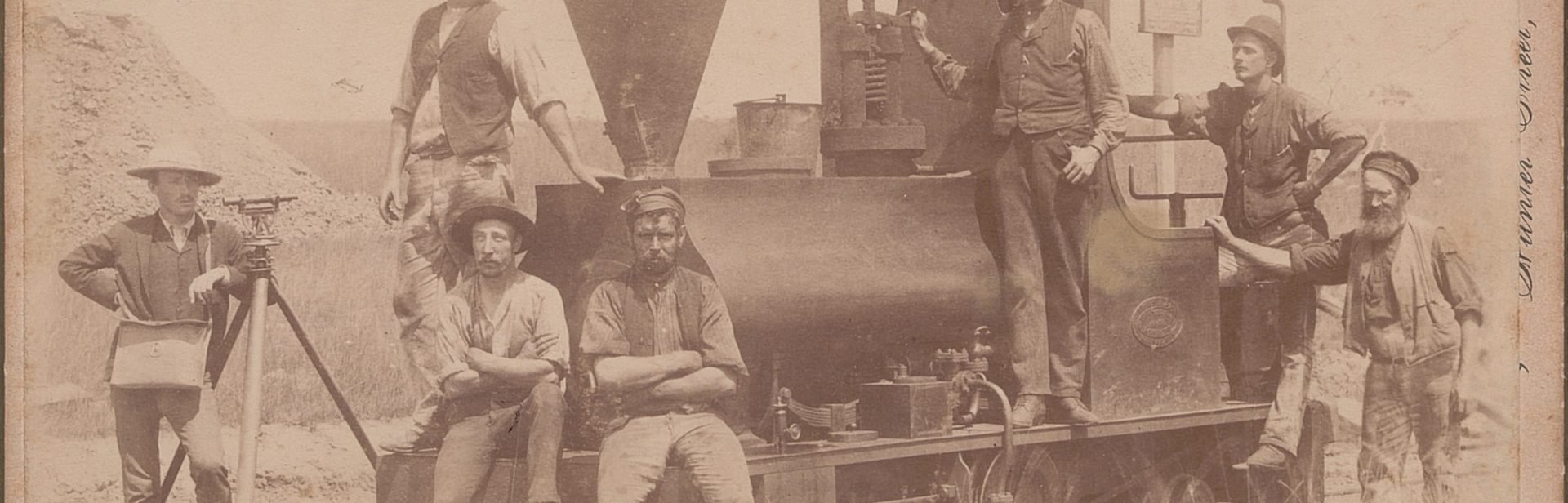 Photograph of Railway Workers ( South Maitland Railway)